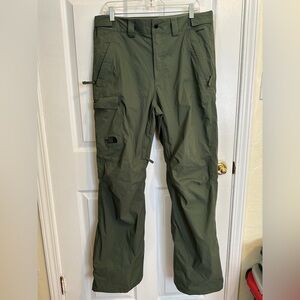 The North Face Men's Green Cargo Snowboard Ski Pants